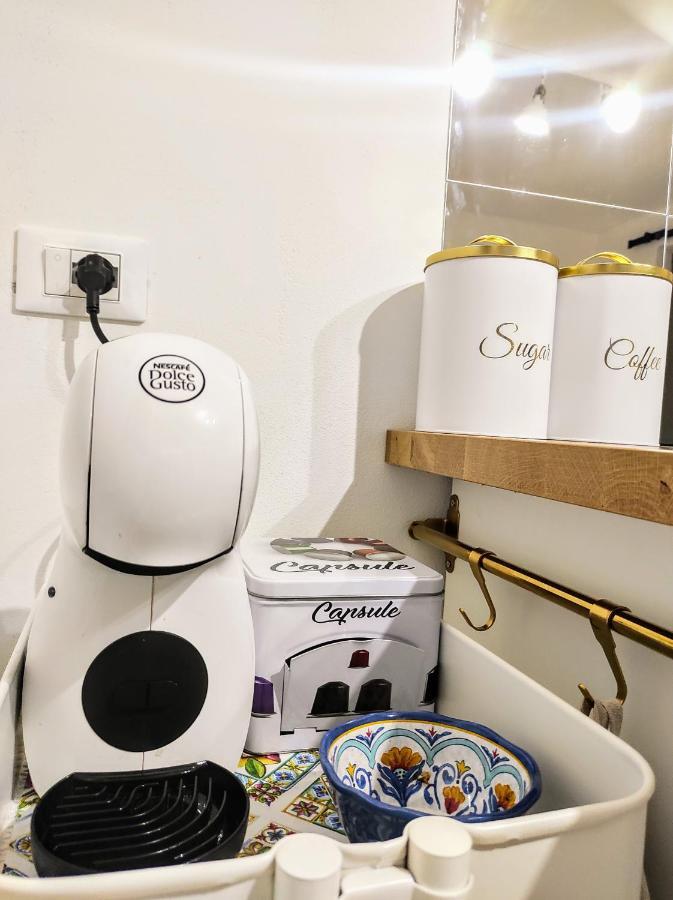 Cinque Terrazze: Freshly Renovated 2-Bedroom House เชจลีเมสซาปิกา ภายนอก รูปภาพ